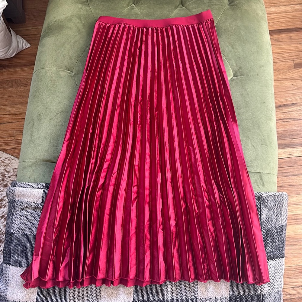 Red pleated skirt